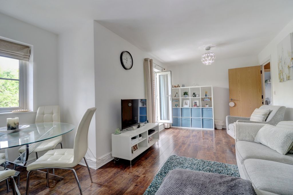 Property photo 3 of 11 Picture No. 04