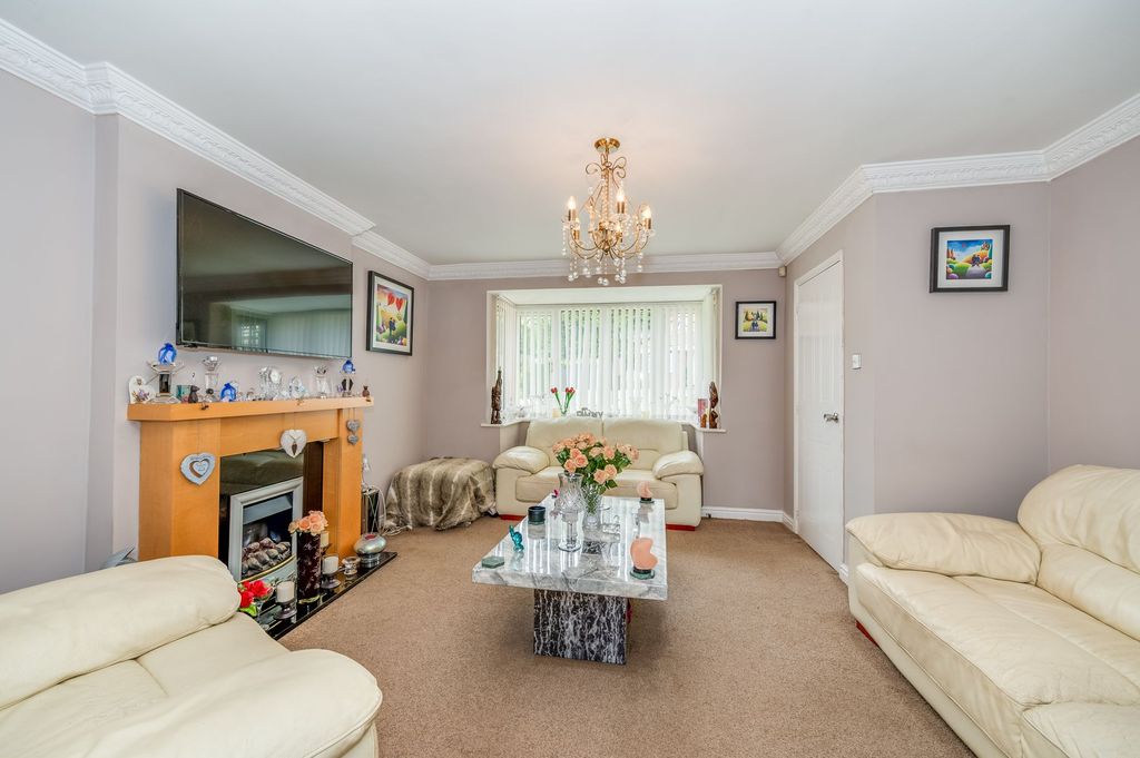 Property photo 2 of 23