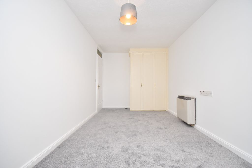 Property photo 3 of 8 B1