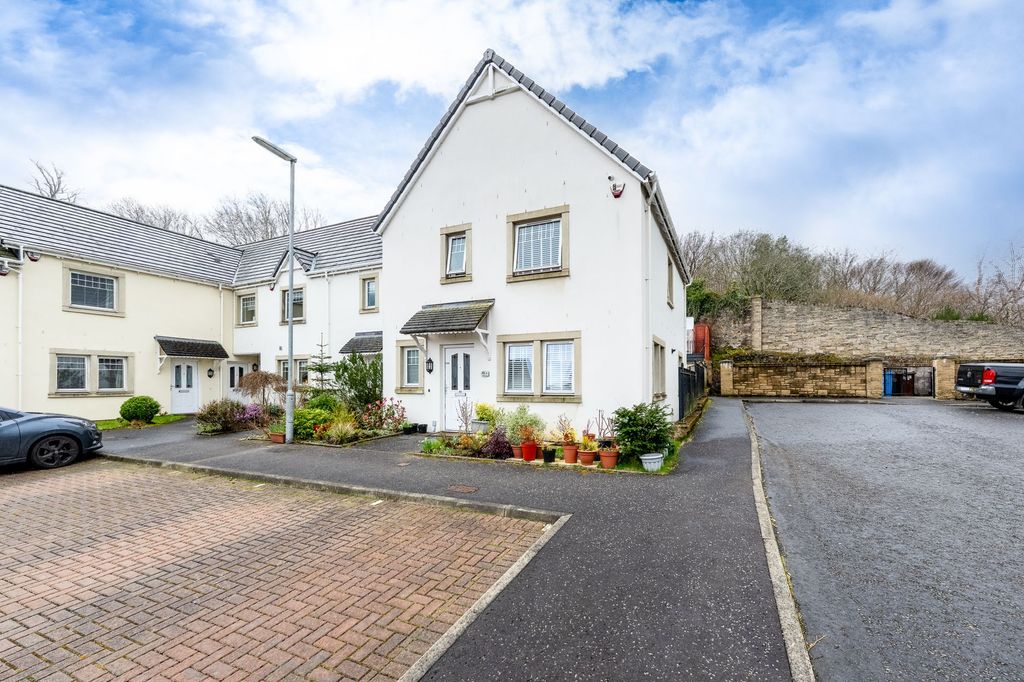 Property photo 1 of 26