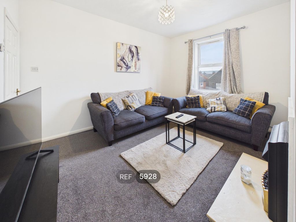 Property photo 2 of 13 Living Room