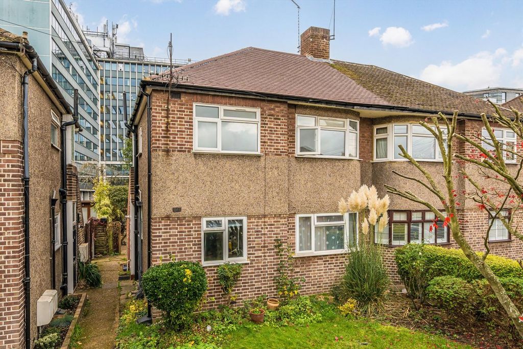 Property photo 1 of 7