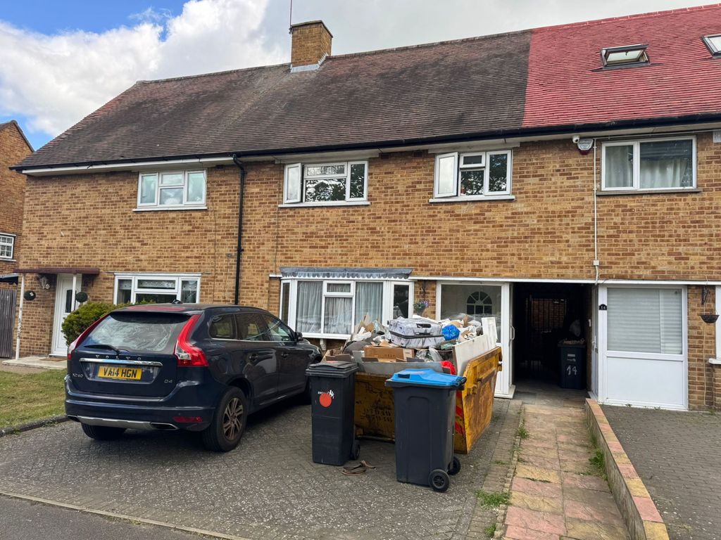 Property photo 1 of 1