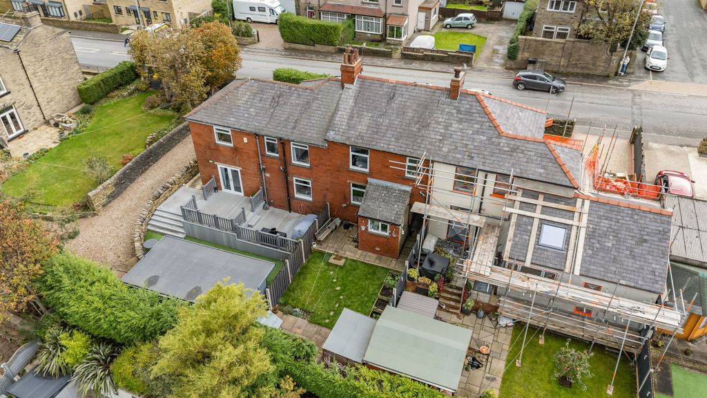 Property photo 3 of 28