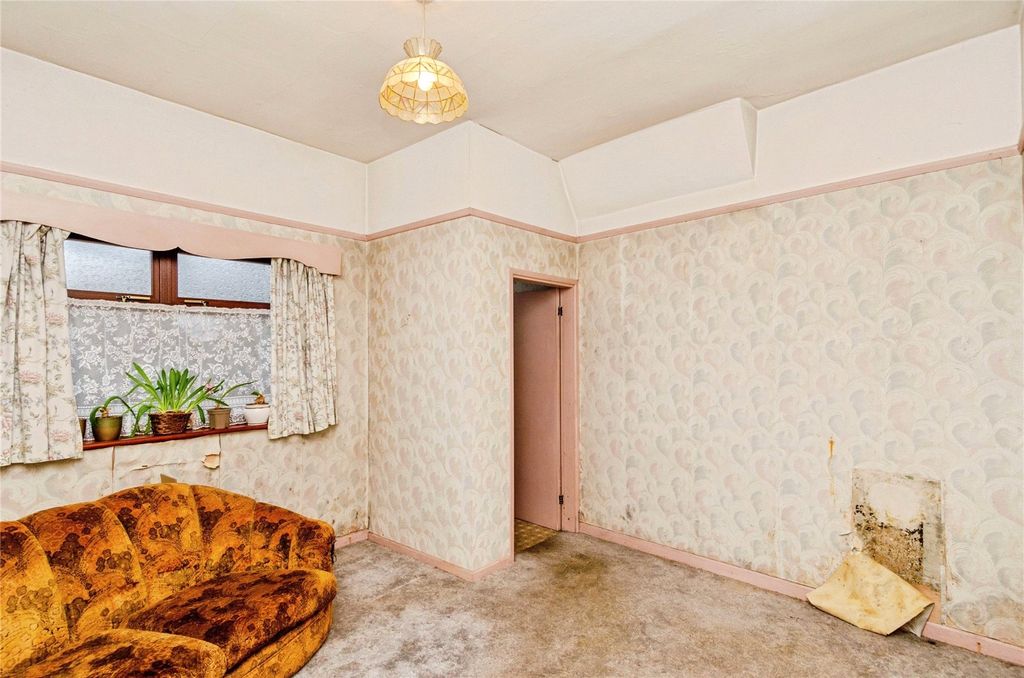 Property photo 2 of 20 Picture No. 15