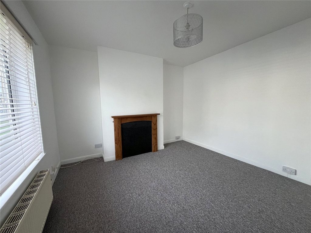 Property photo 3 of 18 Picture No. 23