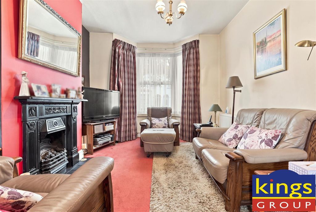 Property photo 2 of 24
