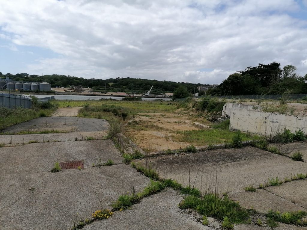 Property photo 3 of 14