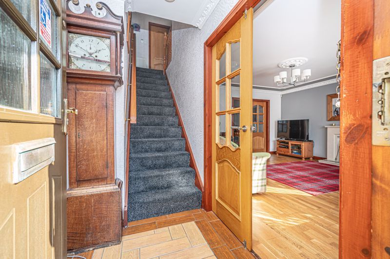 Property photo 3 of 27 Entrance
