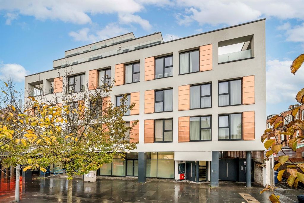 Property photo 1 of 6