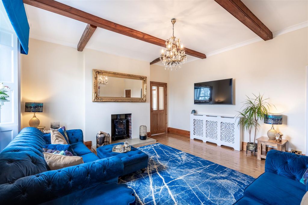 Property photo 3 of 22 _A7R2409-Hdr.Jpg