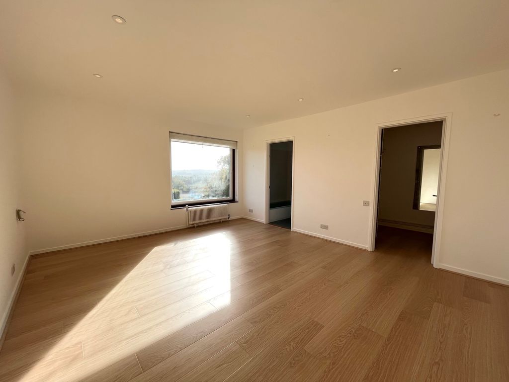 Additional image 9 of 4 bed detached house to rentRotten Row, Lewes BN7