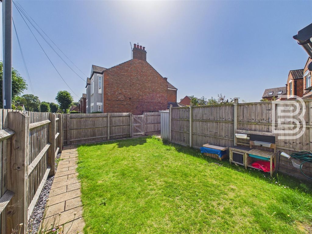 Property photo 2 of 18 Garden (3).Jpg