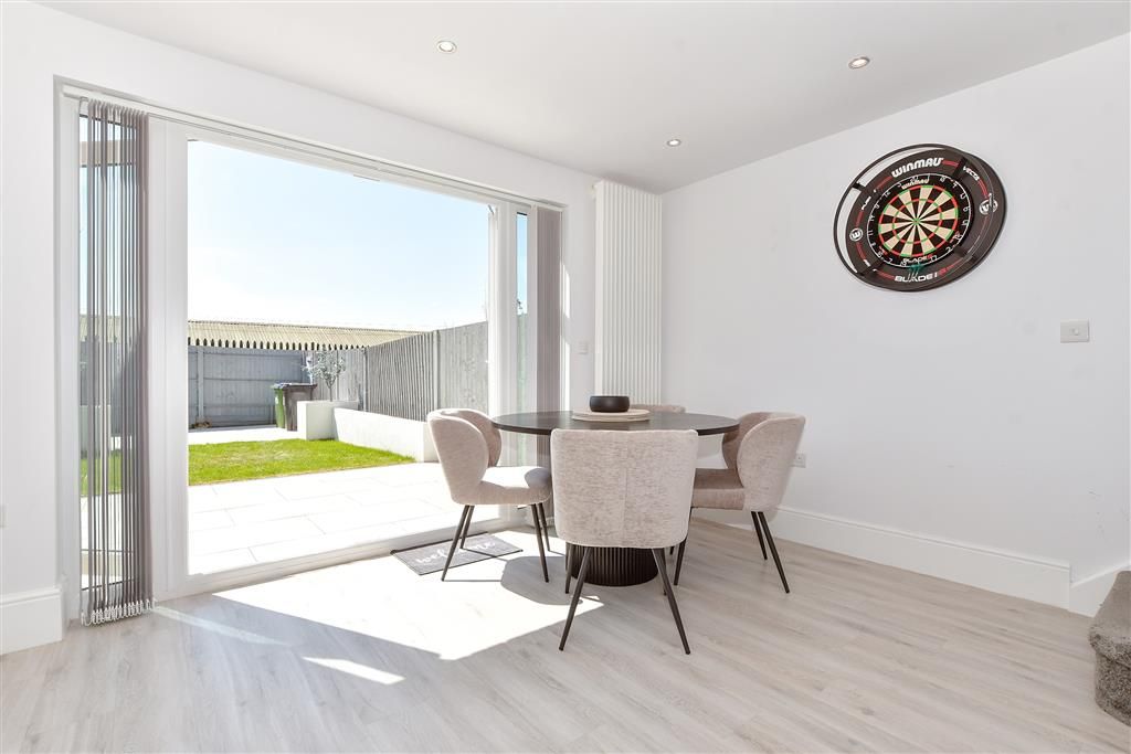 Property photo 3 of 11 Internal Lifestyle Photograph
