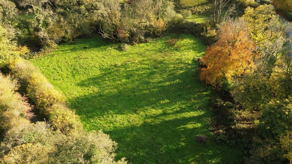 Property photo 3 of 33