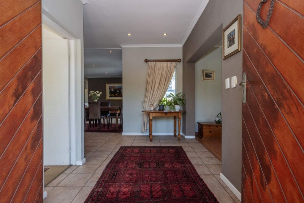 Property photo 3 of 27