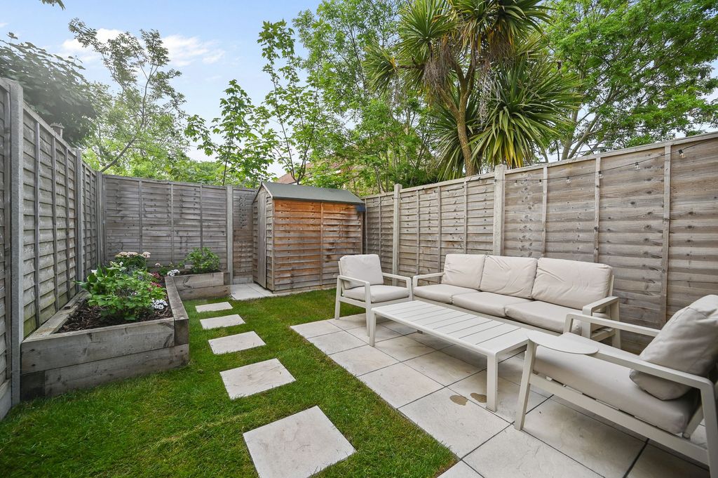 Property photo 3 of 13