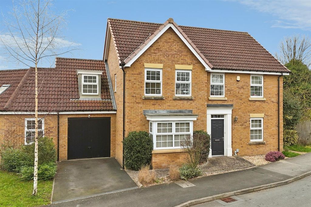 Property photo 1 of 22 Front External