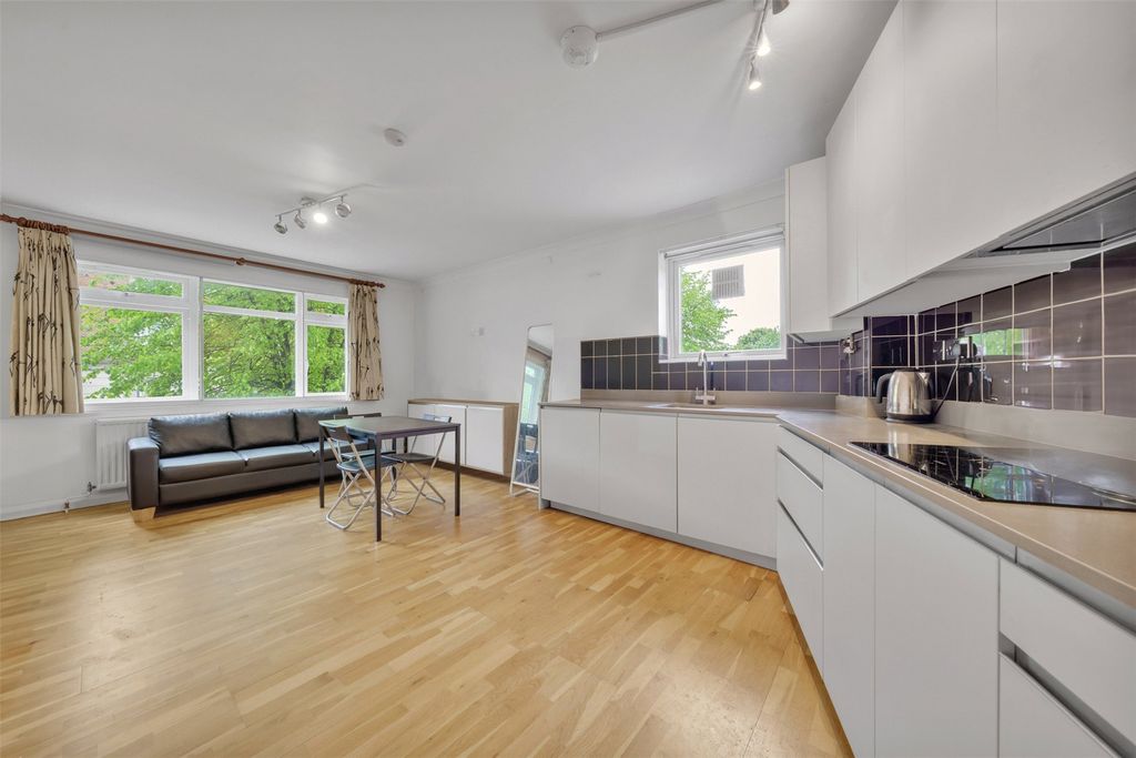 Property photo 2 of 12 Picture No. 06