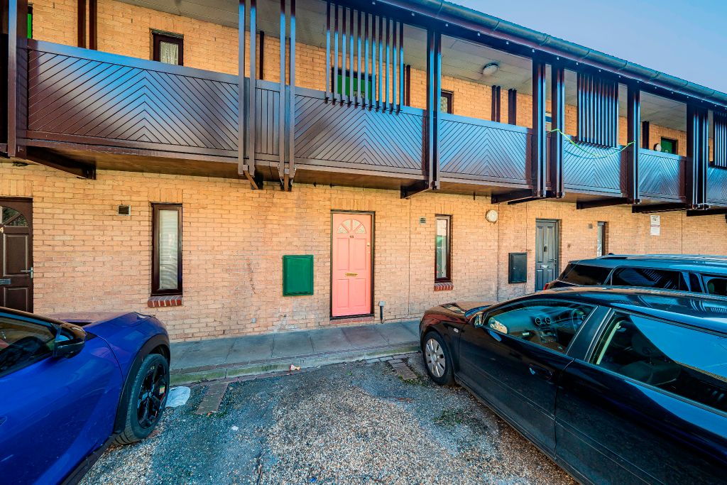 Property photo 1 of 10