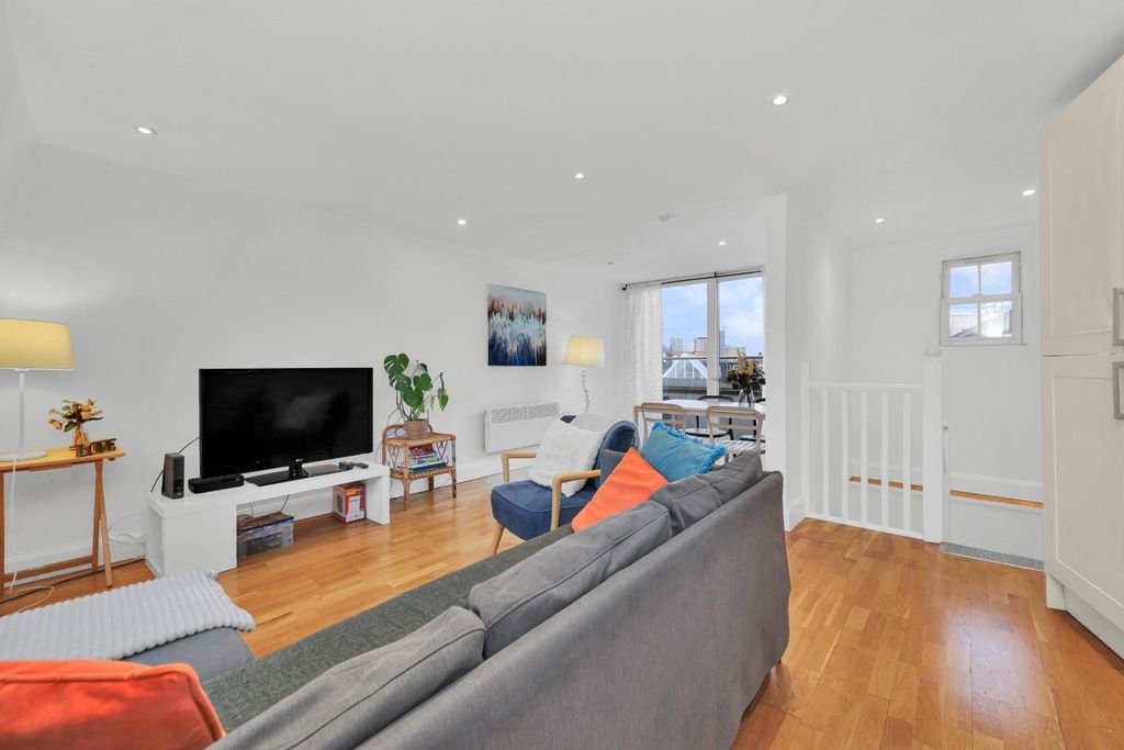 Property photo 2 of 20 9S4A1979.Jpg