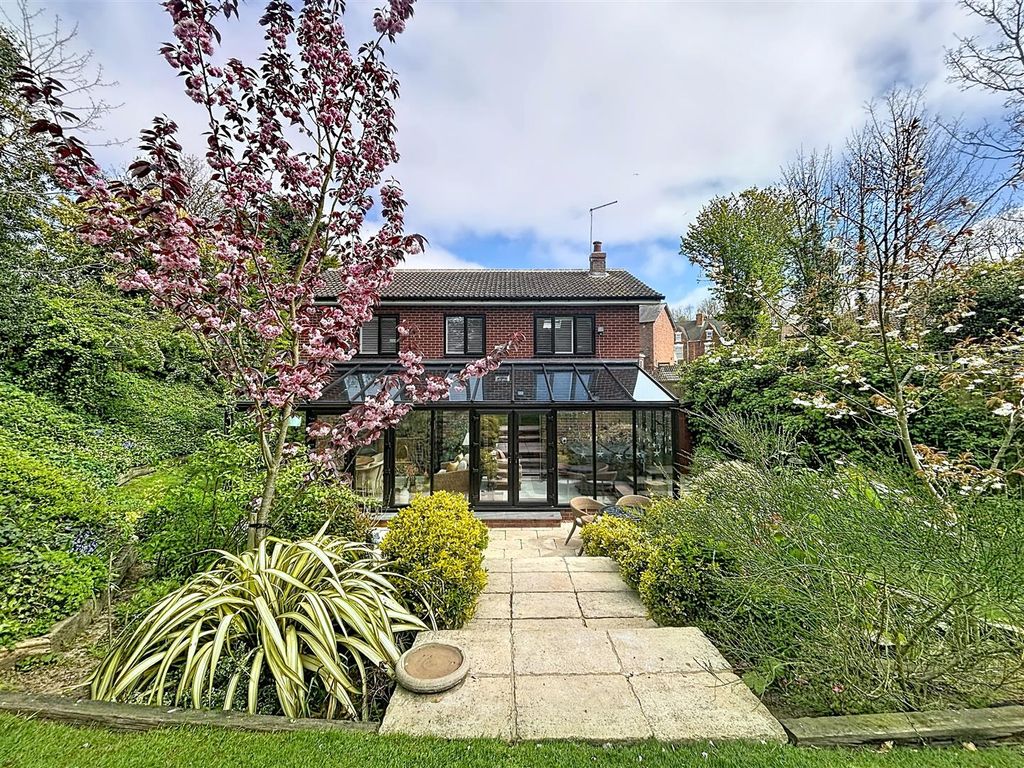Property photo 1 of 42 Rear Garden