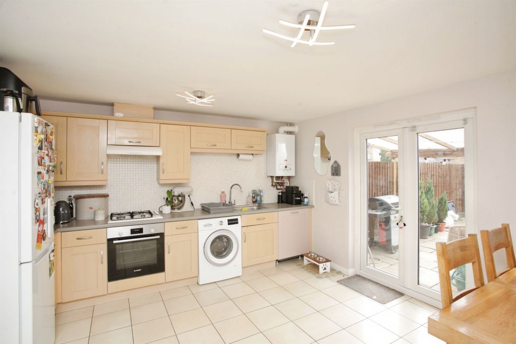 Property photo 3 of 18