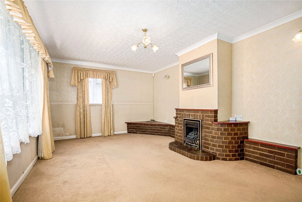 Property photo 3 of 19 Picture No. 12