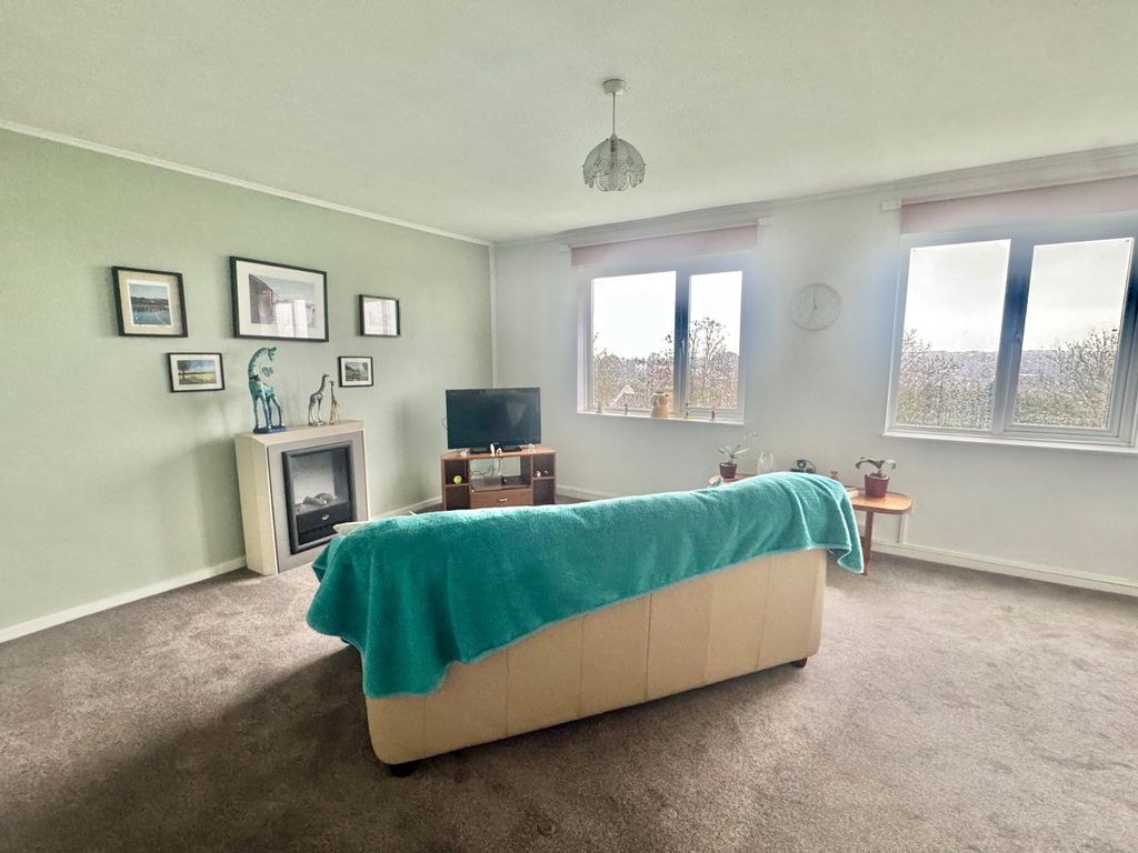 Property photo 2 of 13 Living Room