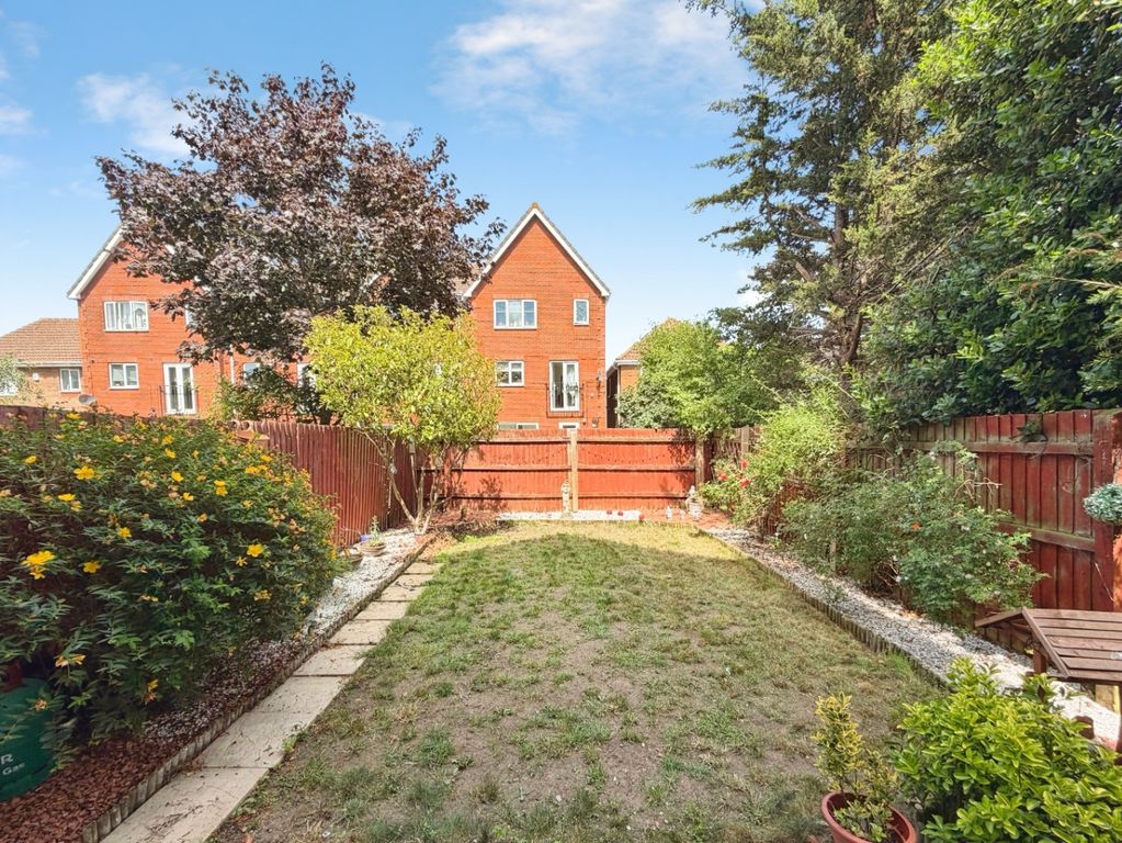 Property photo 3 of 18 5249155