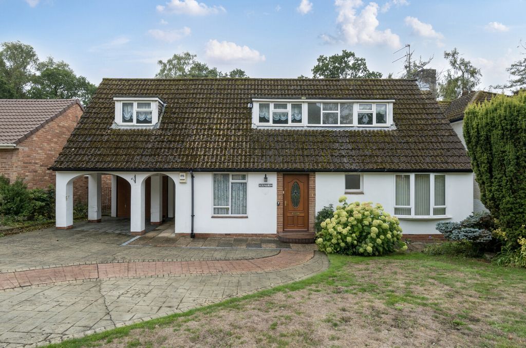 Property photo 1 of 16 1357246-1-68Caa98...