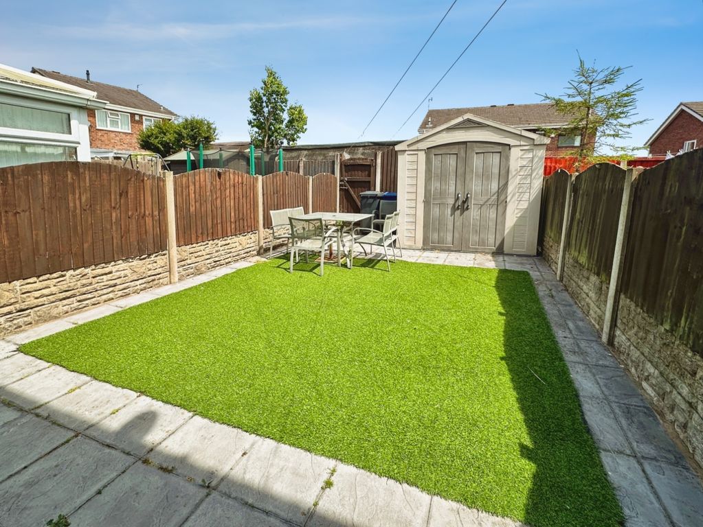 Property photo 2 of 17 Garden