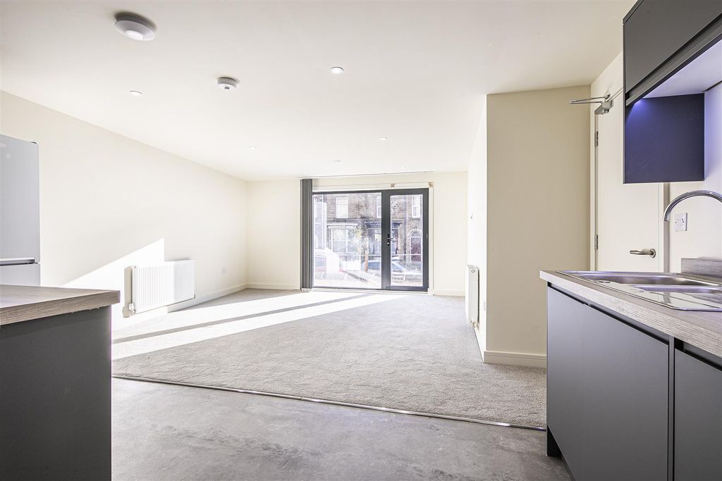 Property photo 2 of 10 _W173861 Copy.Jpg