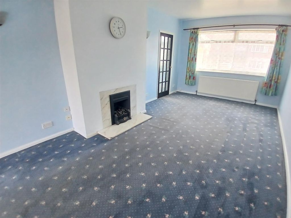 Property photo 3 of 26