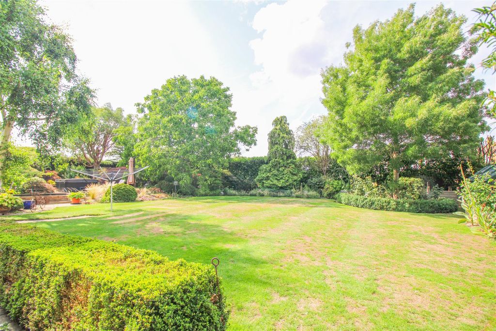 Additional image 19 of 5 bed detached house for saleCommonside Road, Harlow CM18
