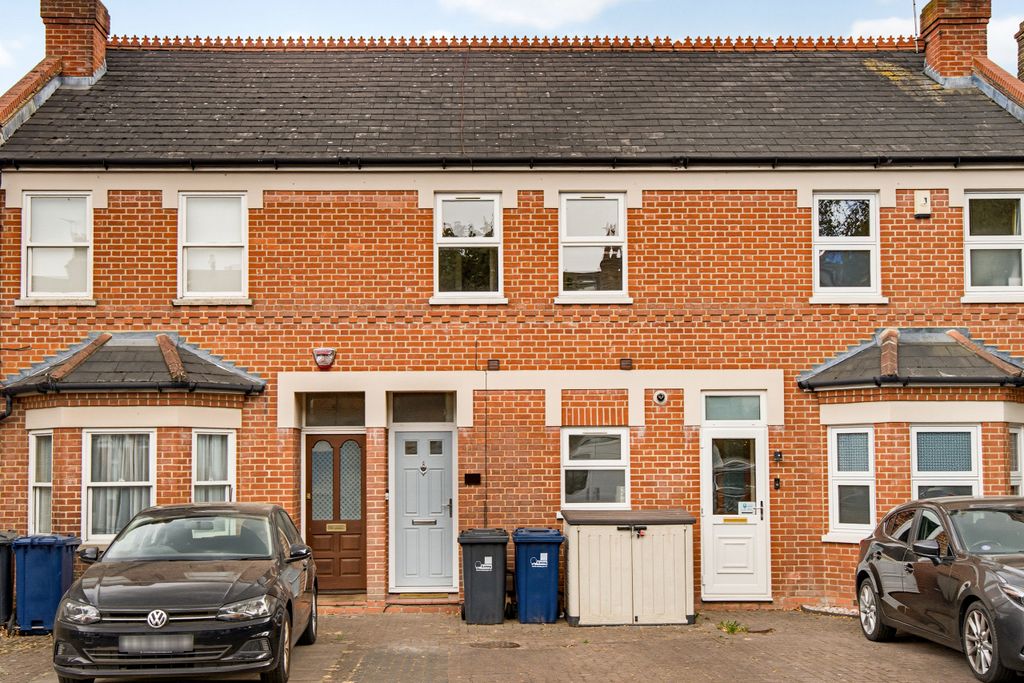 Property photo 1 of 20 External