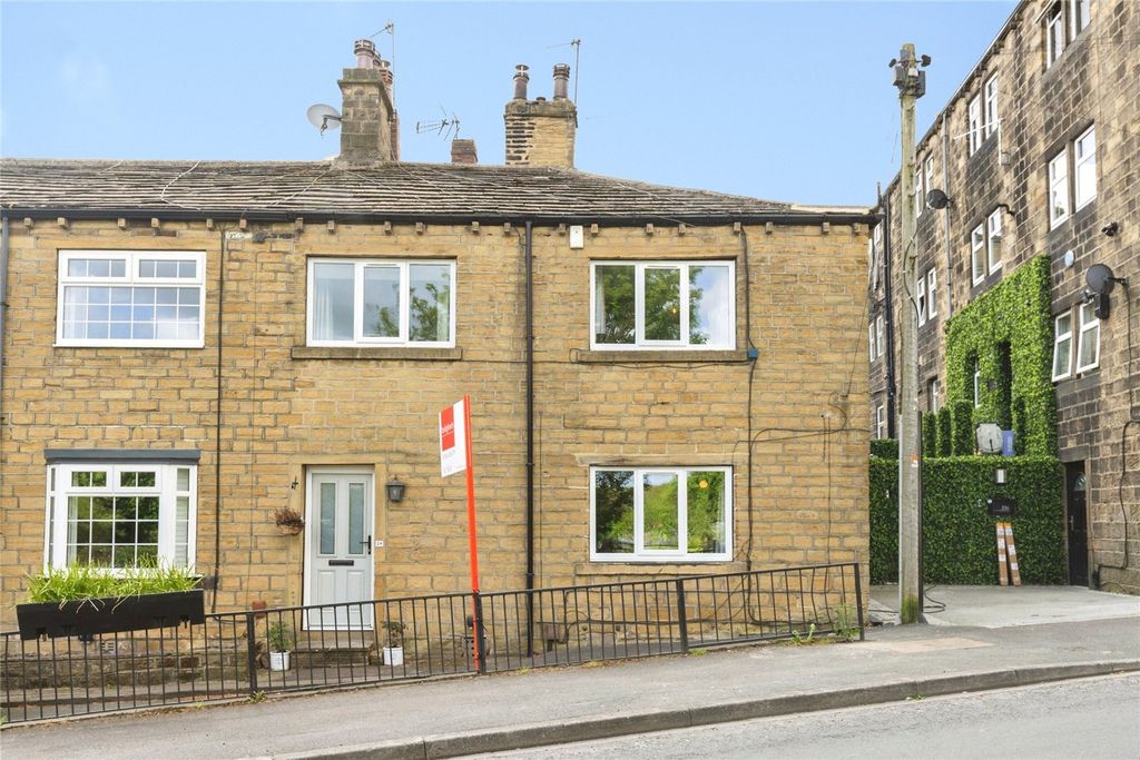 Property photo 1 of 28 Picture No. 23