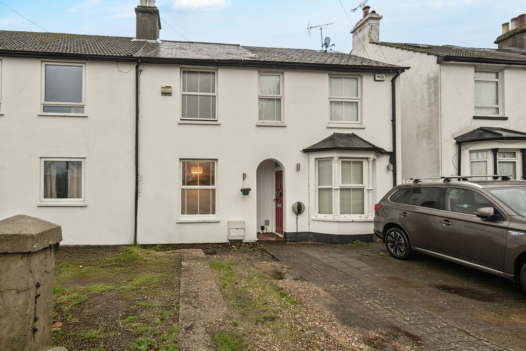 Property photo 1 of 16 1397879-15-6960Da...