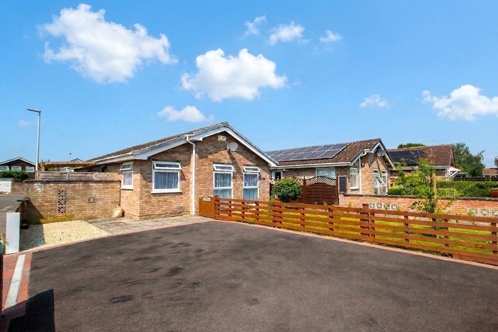 Property photo 1 of 19 Picture No. 18