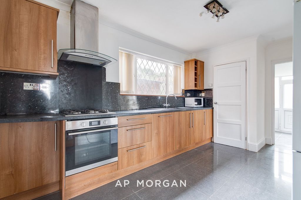 Property photo 3 of 11 Picture No. 06
