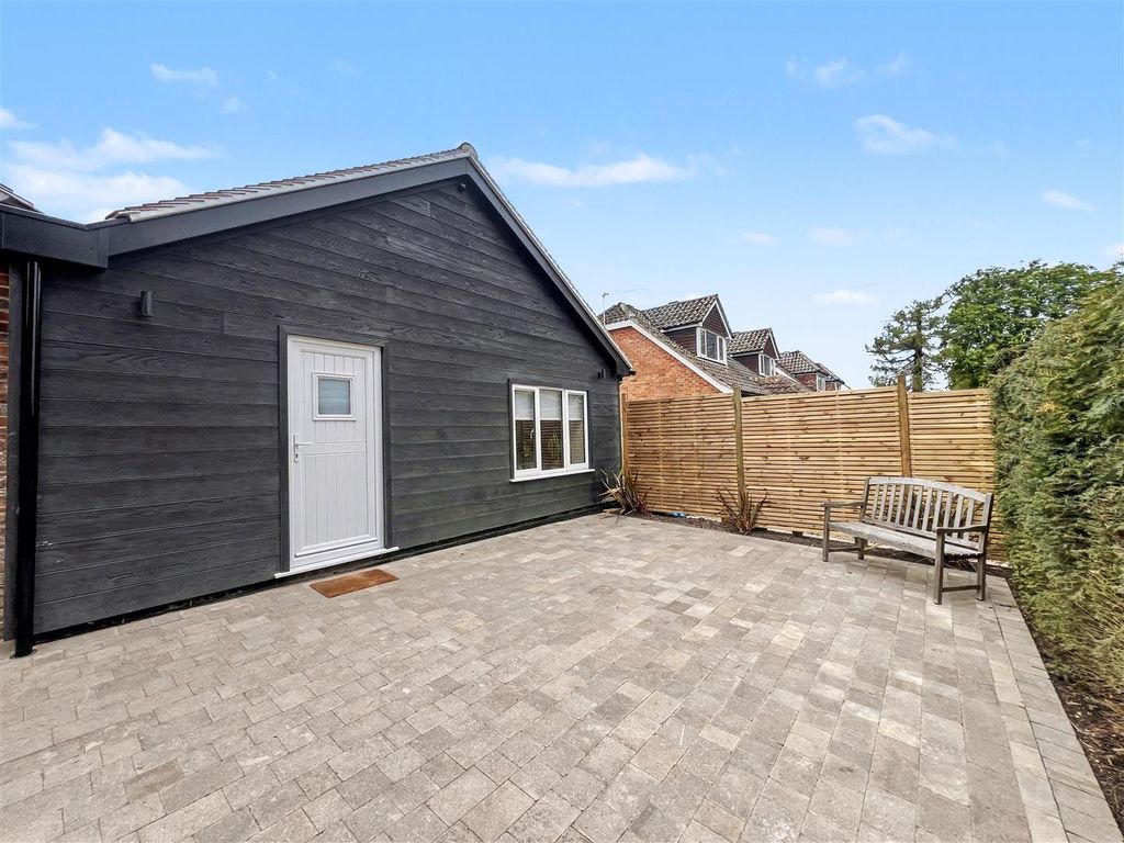 Property photo 1 of 9 Front Photo.Jpeg