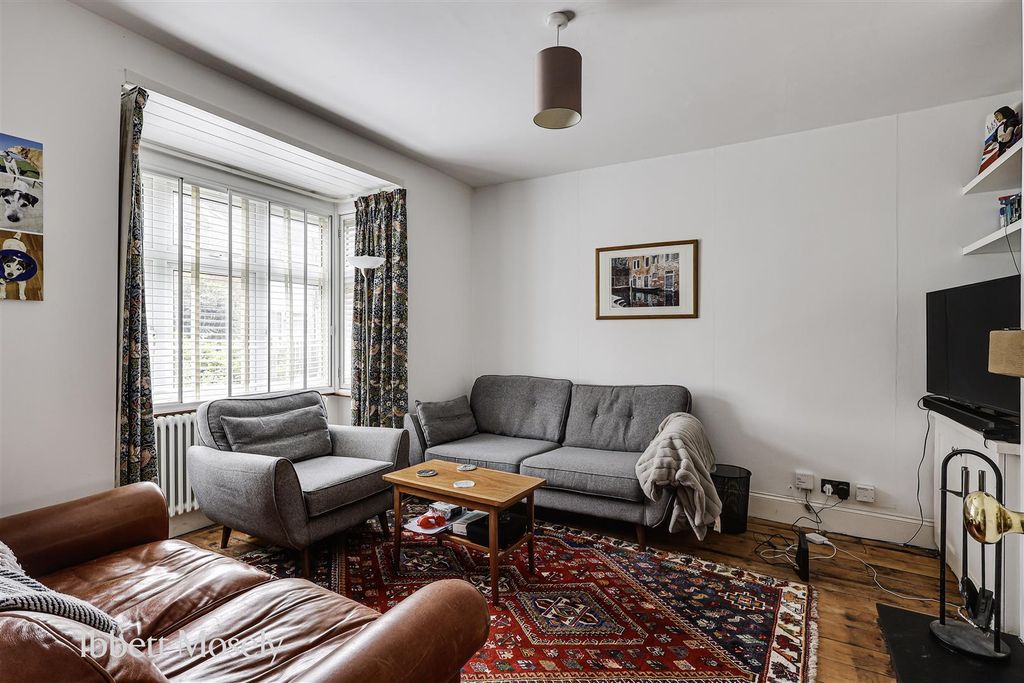 Property photo 2 of 16 5 Reception Room.Jpg