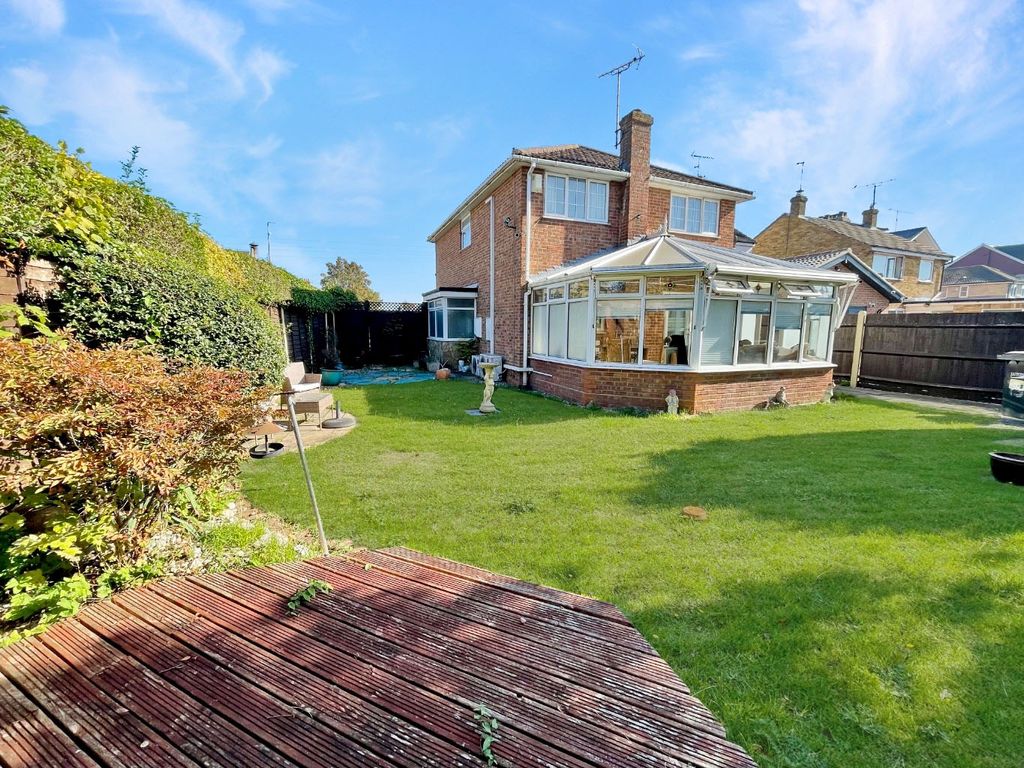 Property photo 2 of 17 4453771