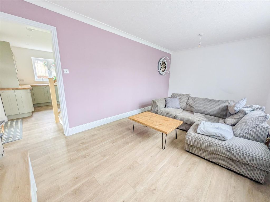 Property photo 3 of 13 9-Pxl_20260223_092310625.Jpg