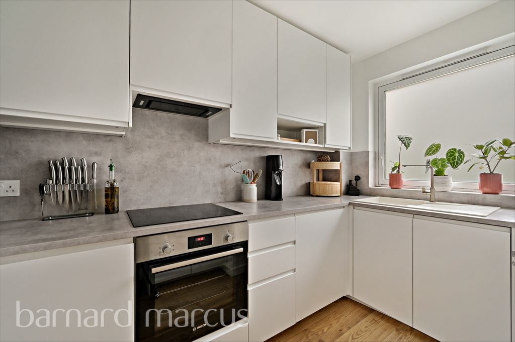 Property photo 2 of 9 Image