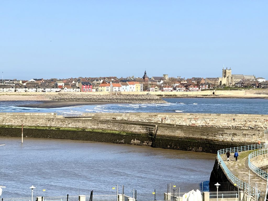 Property photo 2 of 14 Img_2623