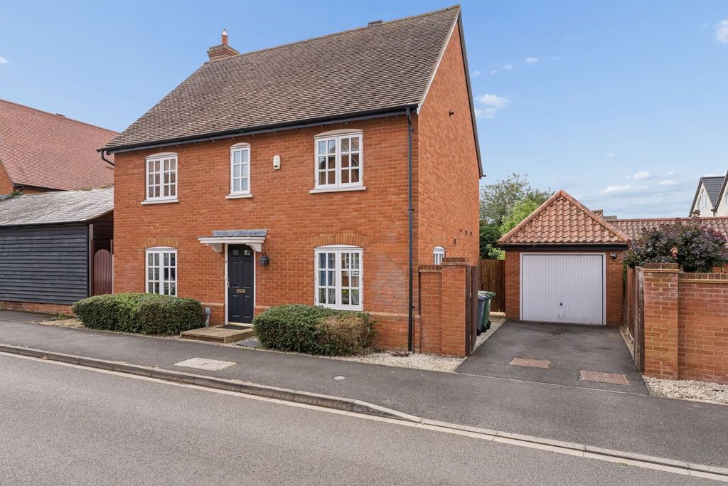 Property photo 1 of 30