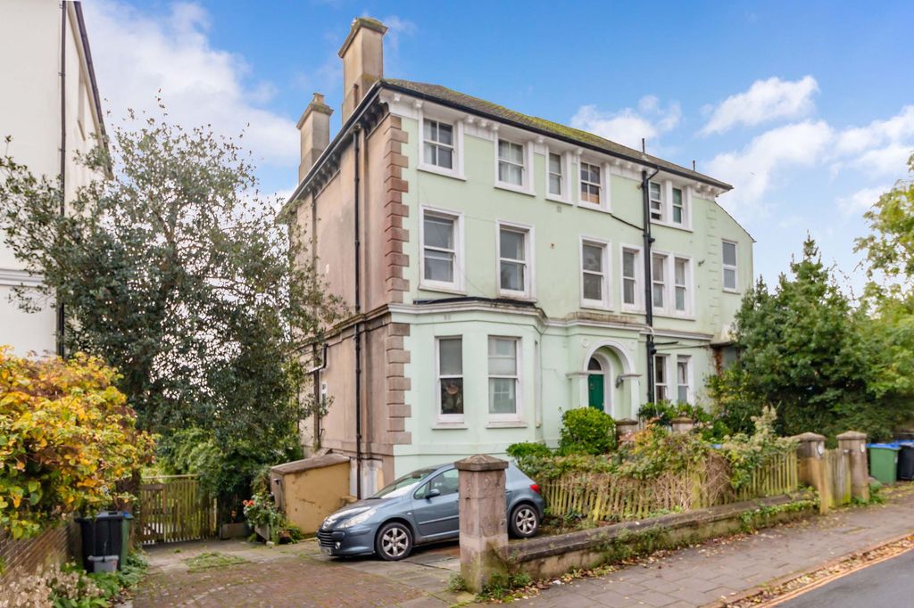 Property photo 1 of 24 External