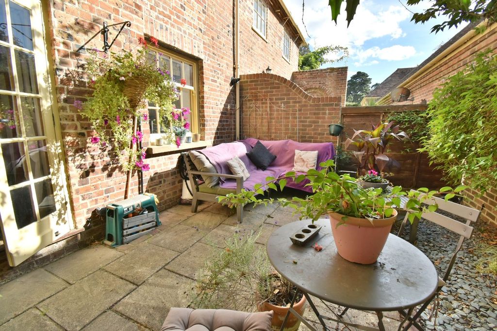 Property photo 3 of 30