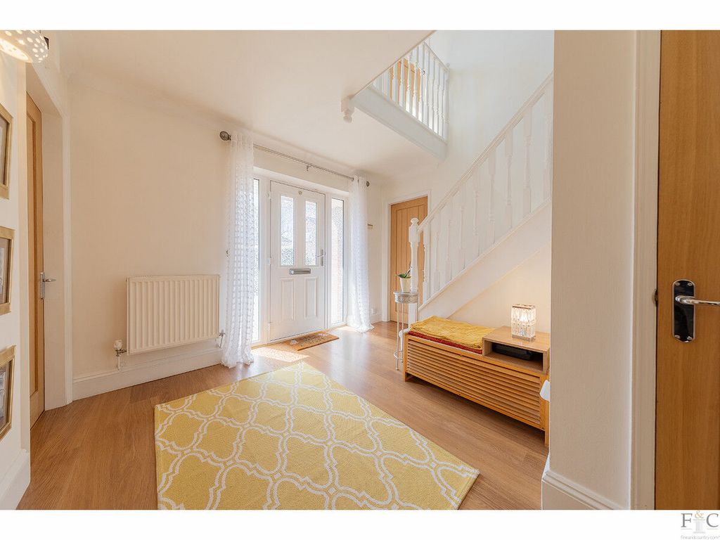 Property photo 3 of 29